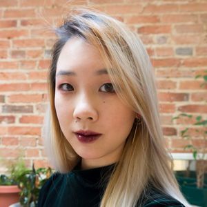 Meet your Posher, Iris